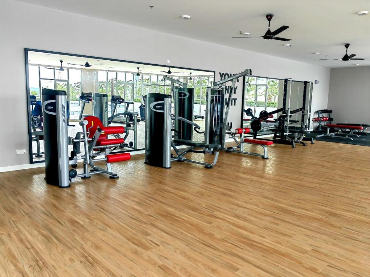 Alanis Residences Klia Kota Warisan Sepang By Dreamstay Exterior foto